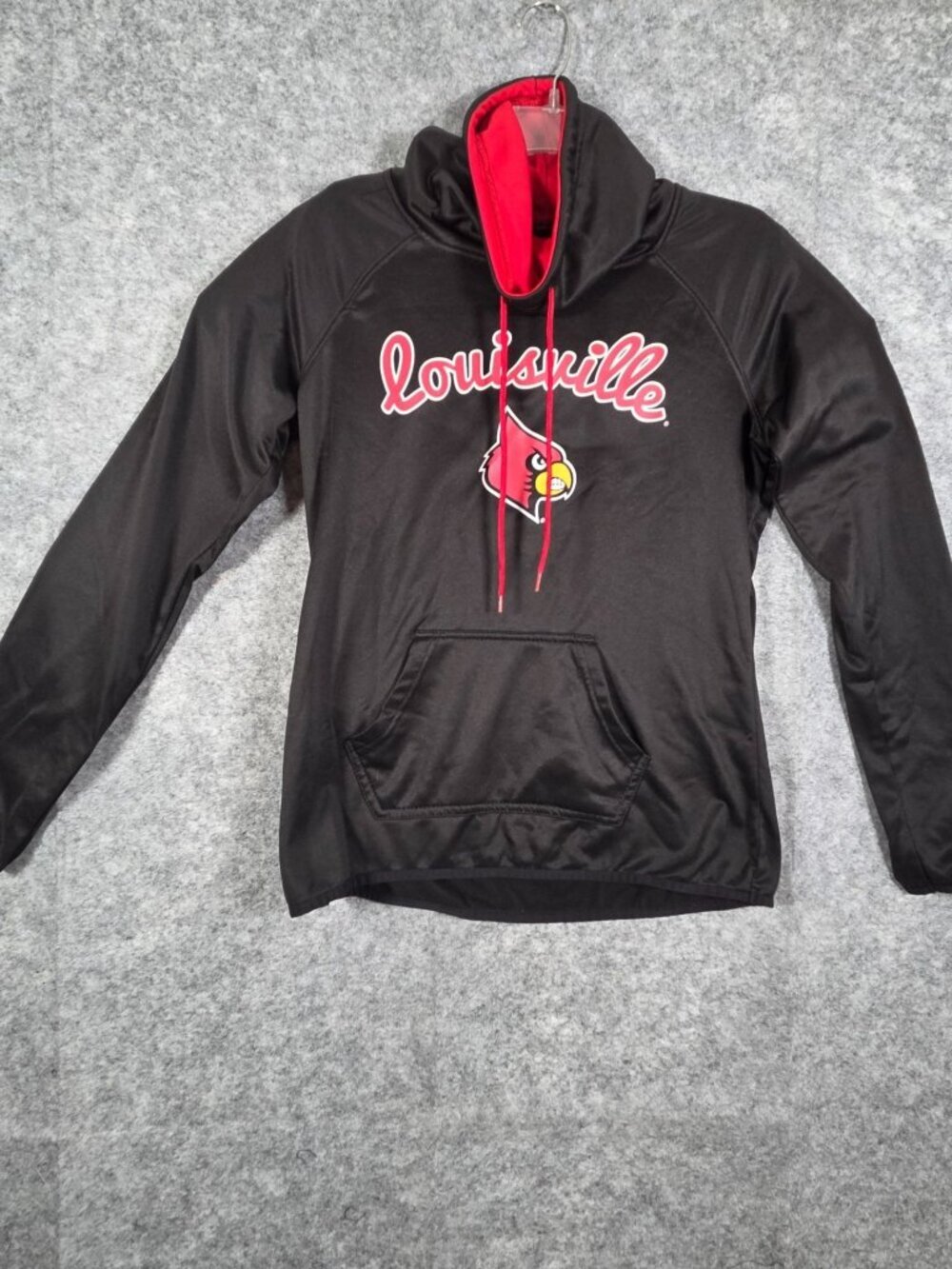 Colosseum Women's Sweatshirt Louisville Cardinals Black Red Size M Athletic